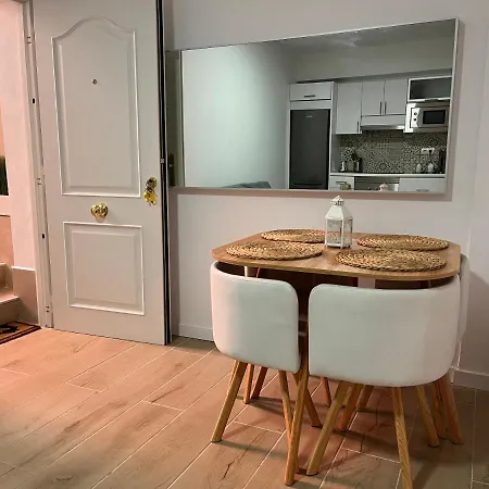 Alisios Loft Apartmán *